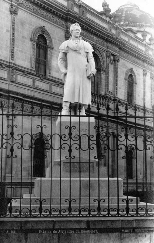 Monumento a Alejandro de Humboldt