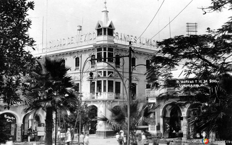 Fotos de Guadalajara, Jalisco, México: Esquina de las calles P. Moreno y 16 de Septiembre