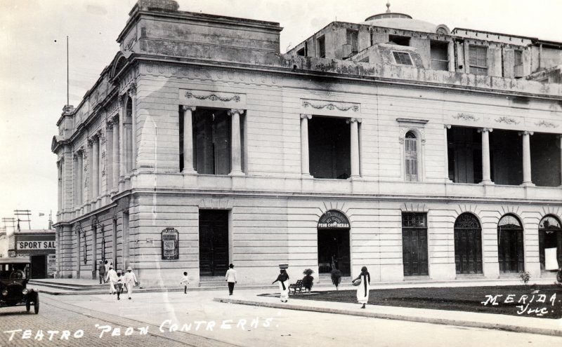 Teatro Peón Contreras