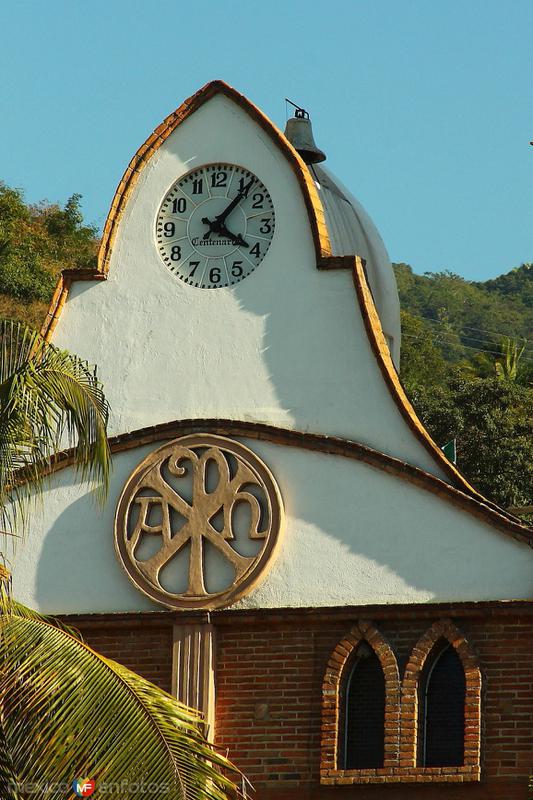 IGLESIA DE NUESTRA SEÑORA DEL REFUGIO...PUERTO VALLARTA 2014