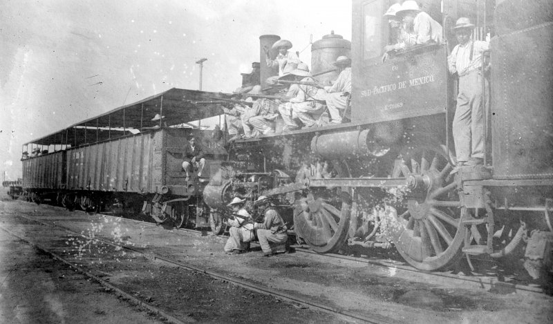 Tren armado del Ejército Federal (Bain News Service, c. 1912)