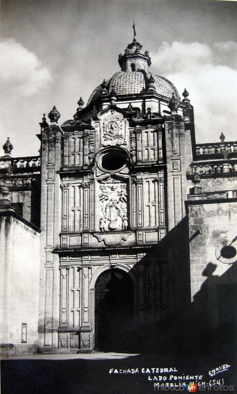 FAHADA LA CATEDRAL