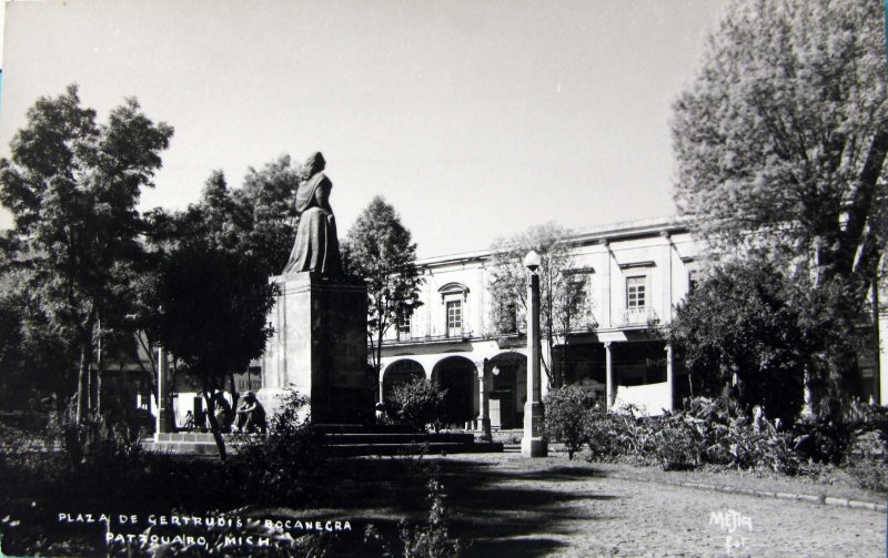 PLAZA DE GETRUDIS BOCANEGRA