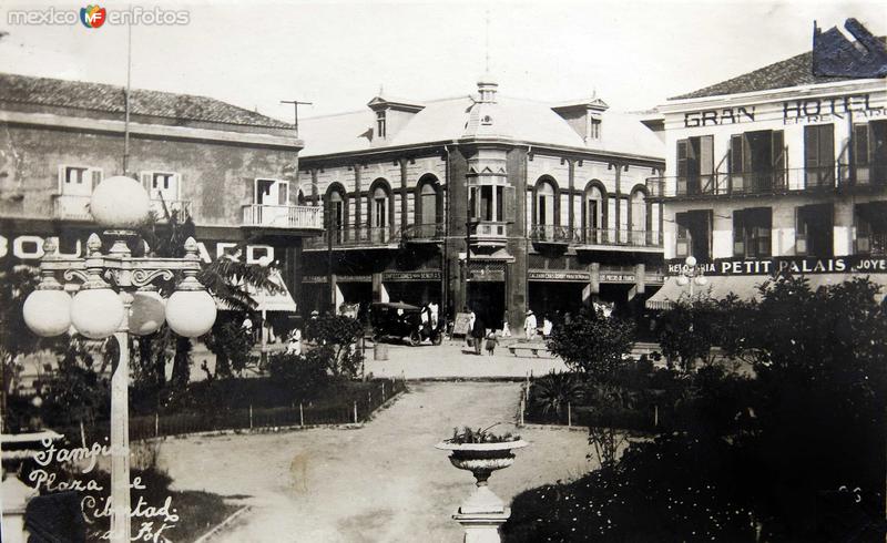 PLAZA PRINCIPAL