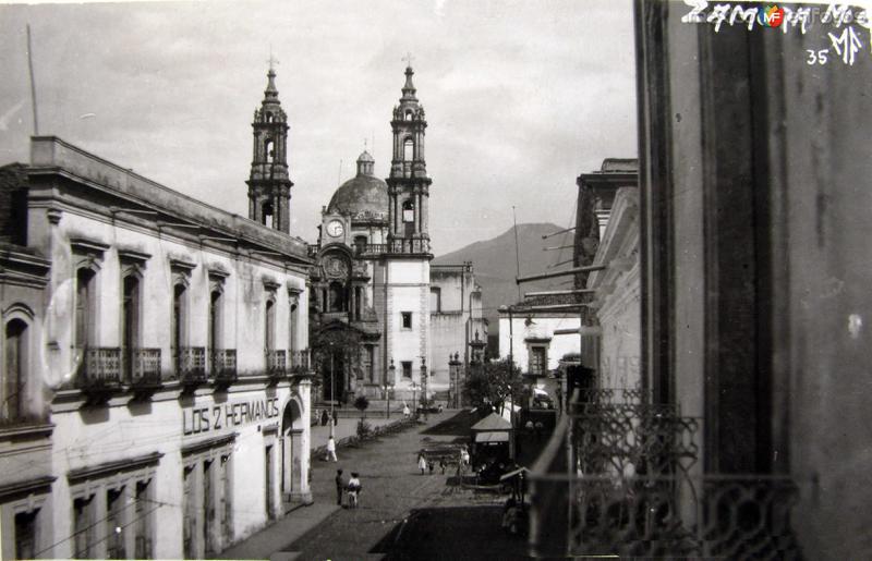 PANORAMA E IGLESIA