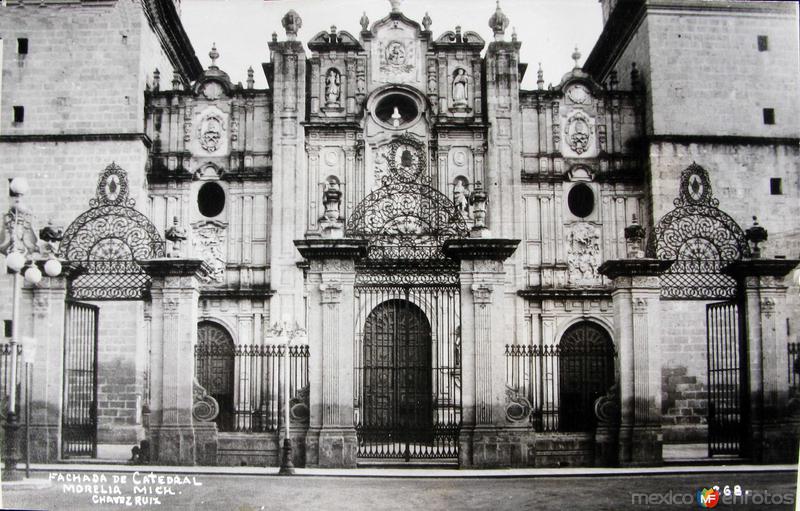 FACHADA DE LA CATEDRAL