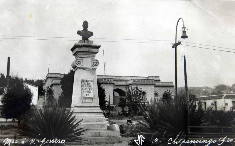 MONUMENTO A GUERRERO