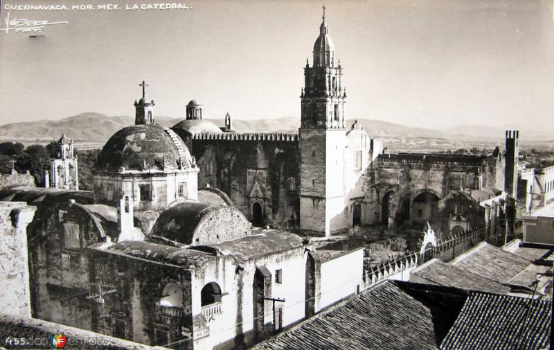 IGLESIA Y PANORAMA