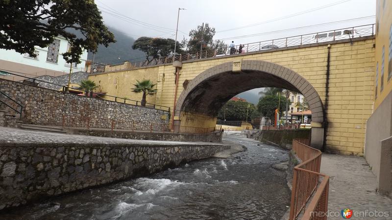 Puente de 1909 sobre el Río Orizaba. Diciembre/2014
