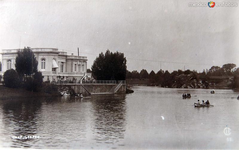 LAGO DE CHAPULTEPEC