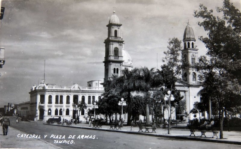 CATEDRAL Y PLAZA DE ARMAS