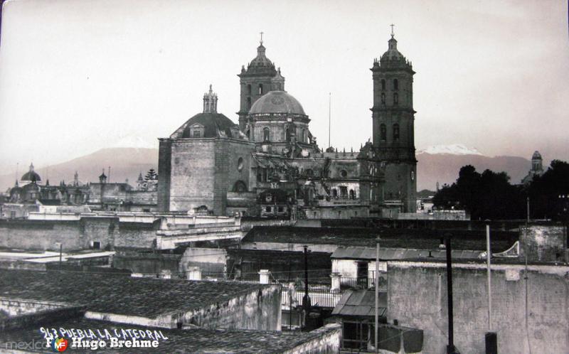 LA CATEDRAL por el fotografo HUGO BREHME