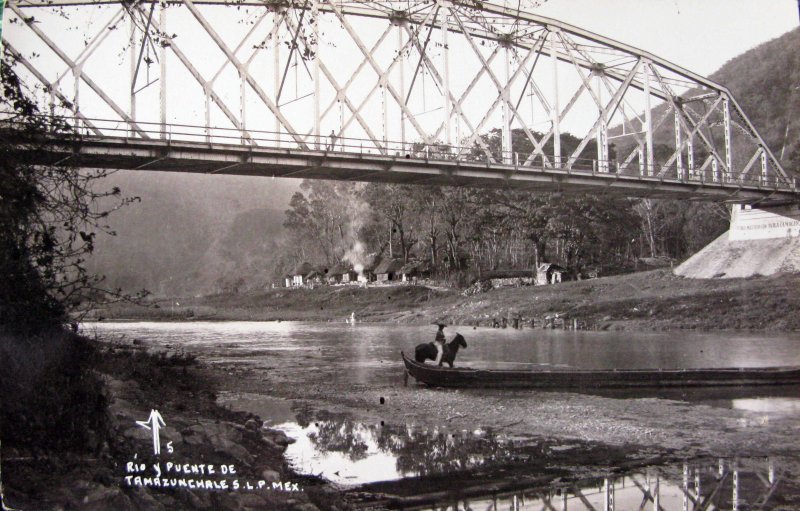 RIO Y PUENTE