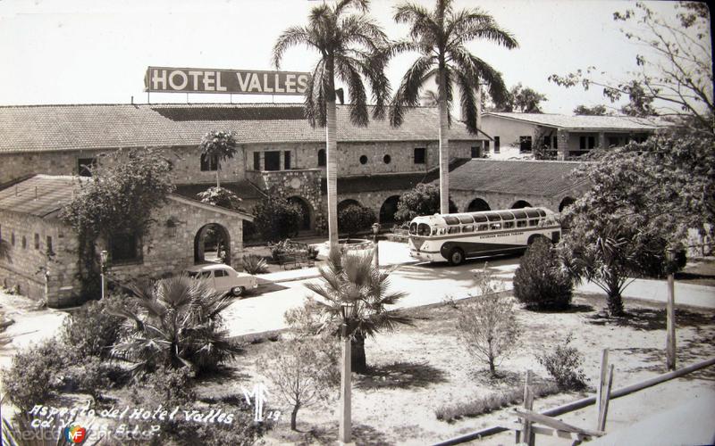 HOTEL VALLES