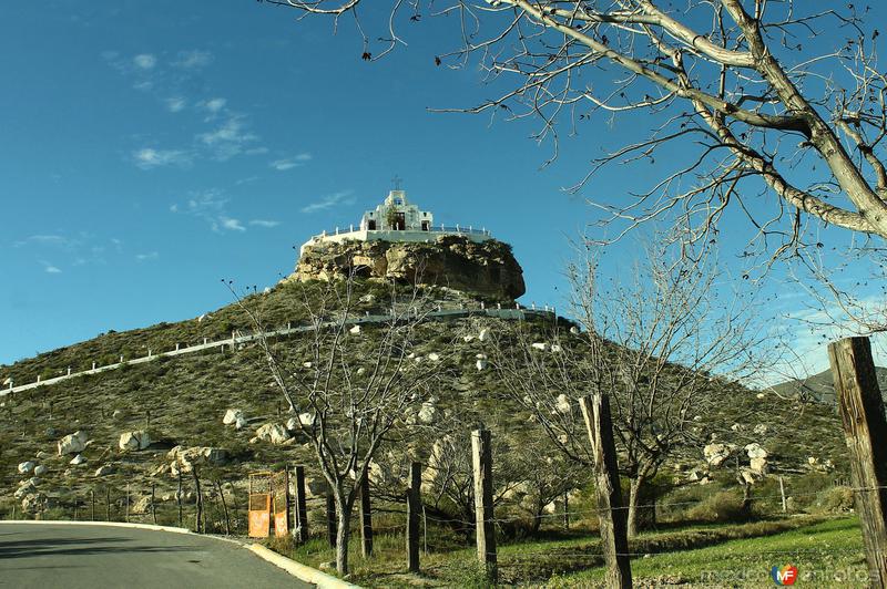 IGLESIA DEL SANTO MADERO EN PARRAS DE LA FUENTE 2015