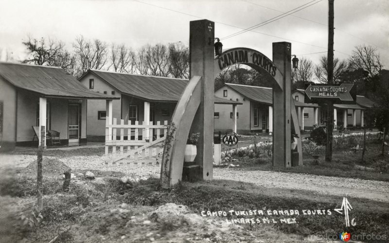 Campo turista Canada Courts