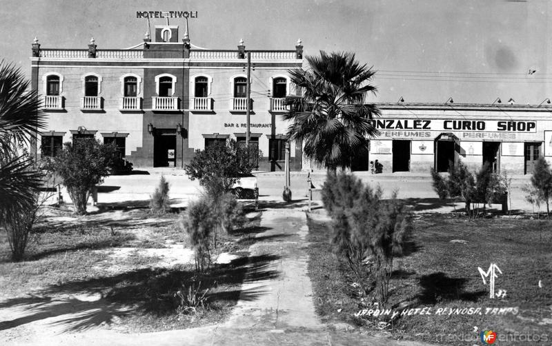 Jardín y Hotel Tívoli