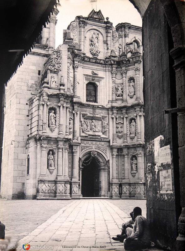 TIPOS MEXICANOS Limosneros en Oaxaca