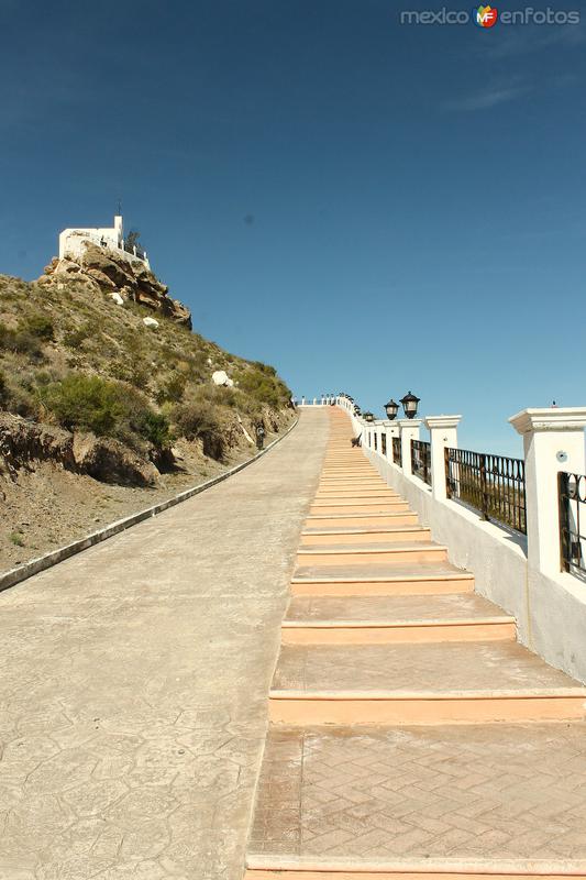 HACIA EL SANTO MADERO EN PARRAS DE LA FUENTE 2015