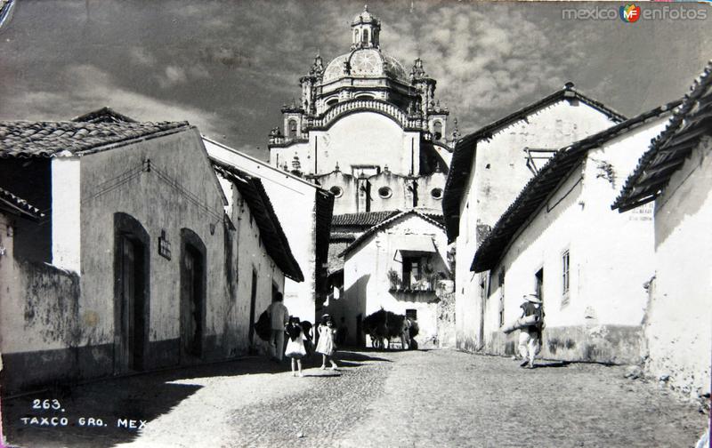 ESCENA CALLEJERA