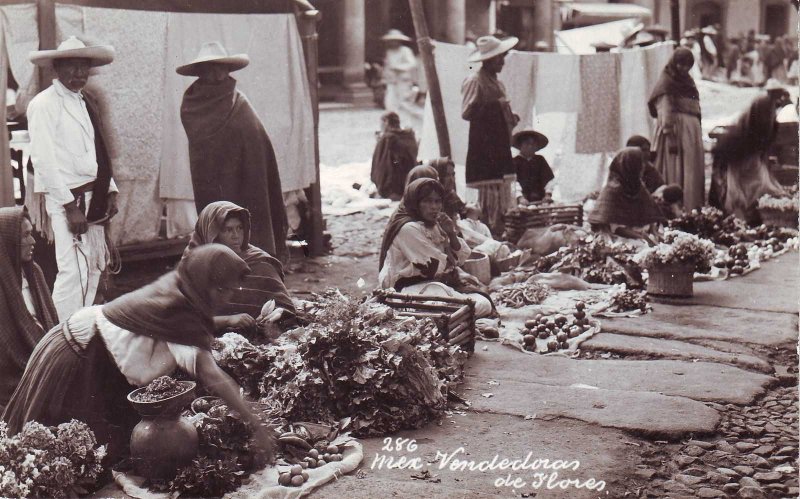 TIPOS MEXICANOS vendedoras de Flores