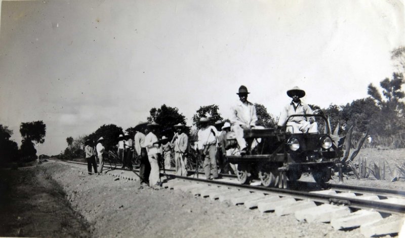 TIPOS MEXICANOS Ferrocarrileros