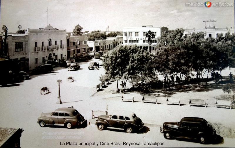 KIOSKO Y PLAZA PRINCIPAL