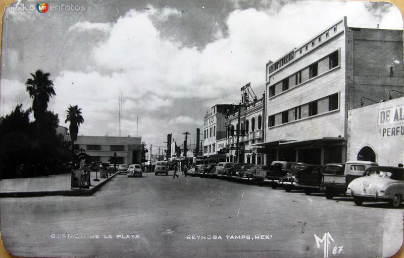 COSTADO DE LA PLAZA PRINCIPAL