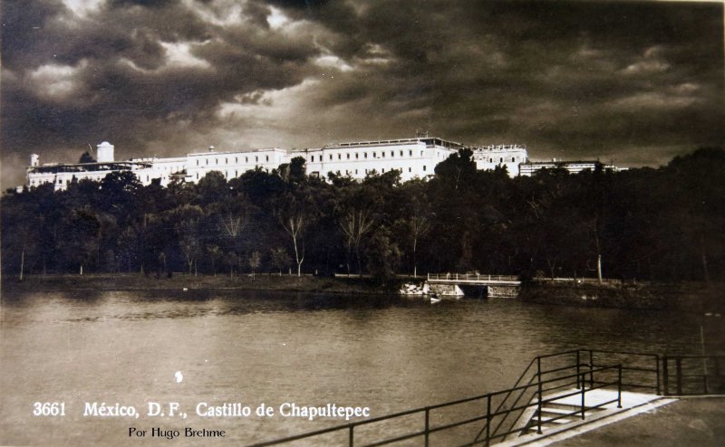 CASTILLO DE CHAPULTEPEC por HUGO BREHME