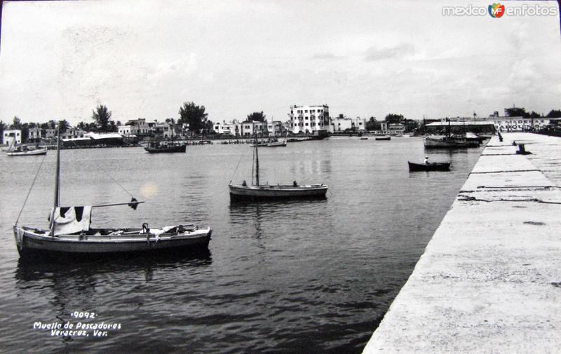 MUELLE DE PESCADORES