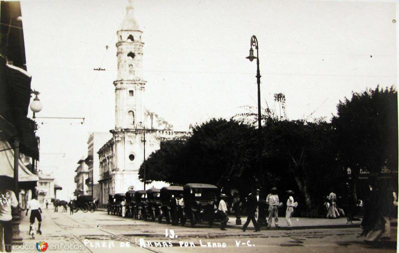 PLAZA DE ARMAS