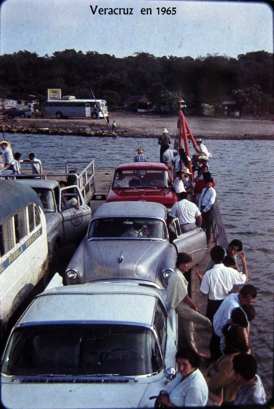 LLEANDO EL FERRY A TIERRA