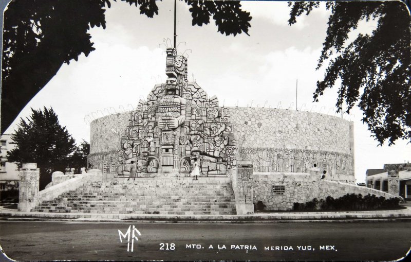 MONUMENTO A LA PATRIA