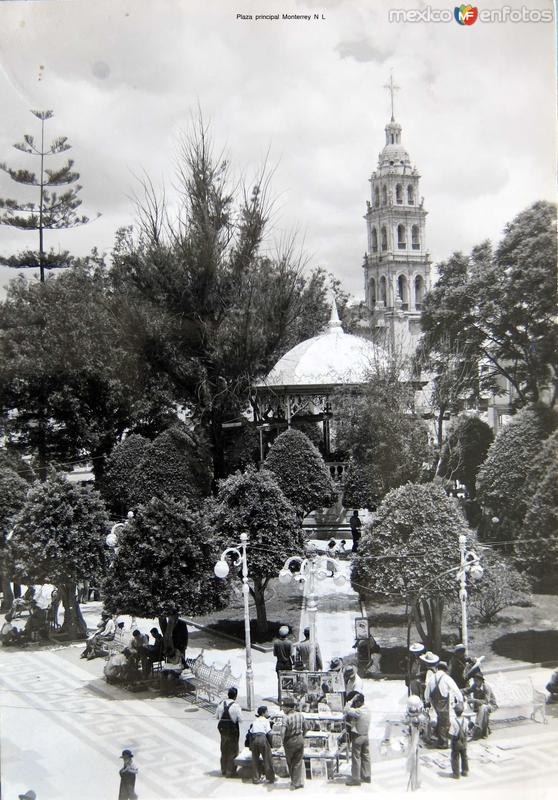 Plaza principal de León (circa 1940)