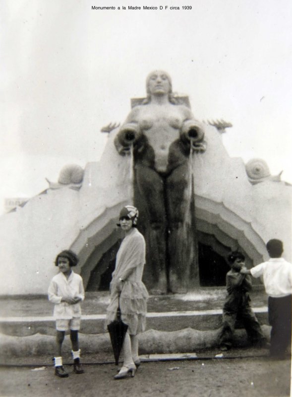 Fuente de los Cántaros, en el Parque México (circa 1939)