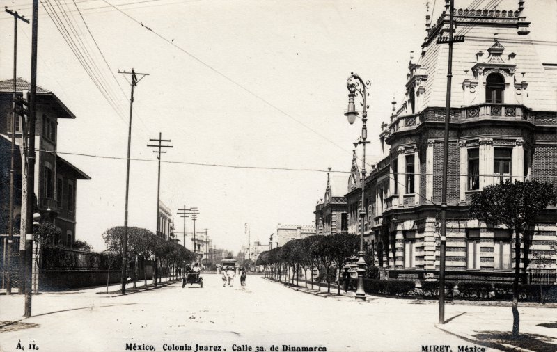 3a. Calle de Dinamarca, en la Colonia Juárez