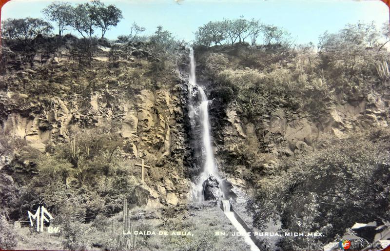 LA CAIDA DE AGUA EN SAN JOSE PURUA