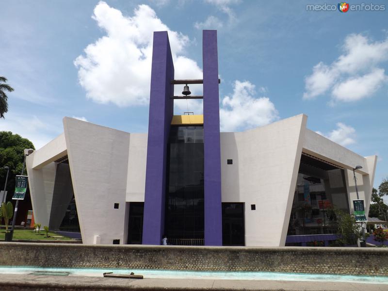 Catedral en el Parque Bicentenario. Julio/2015