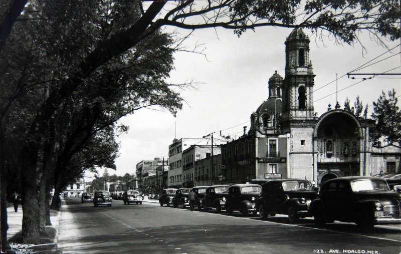 AVENIDA HIDALGO