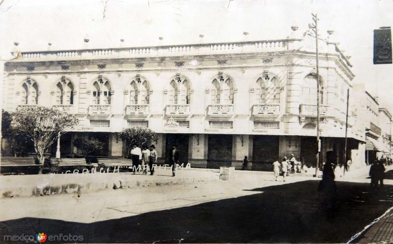 Edificio en el centro histórico de Durango (Circa 1940)