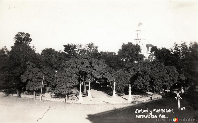 Jardín y Parroquia