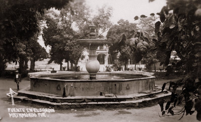 Fuente en el Jardín