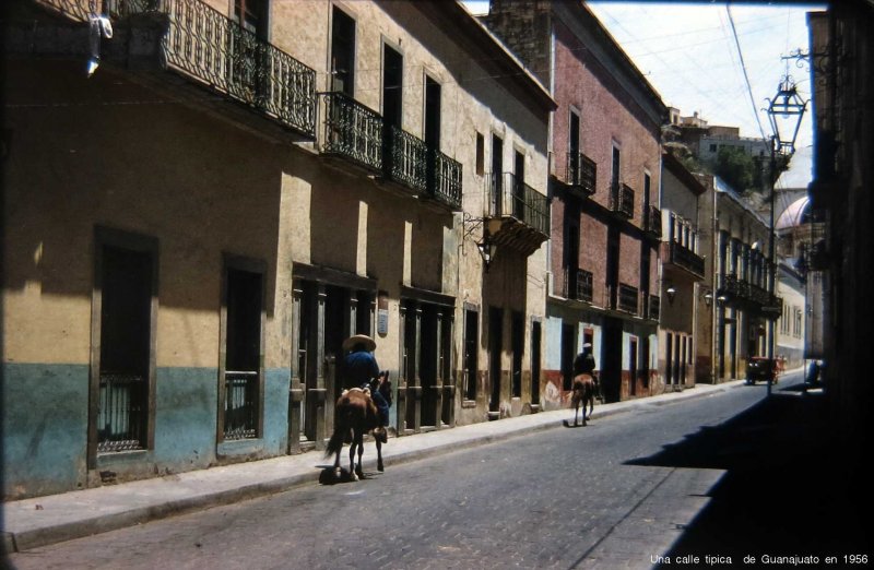 Una calle tipica de Guanajuato en 1956