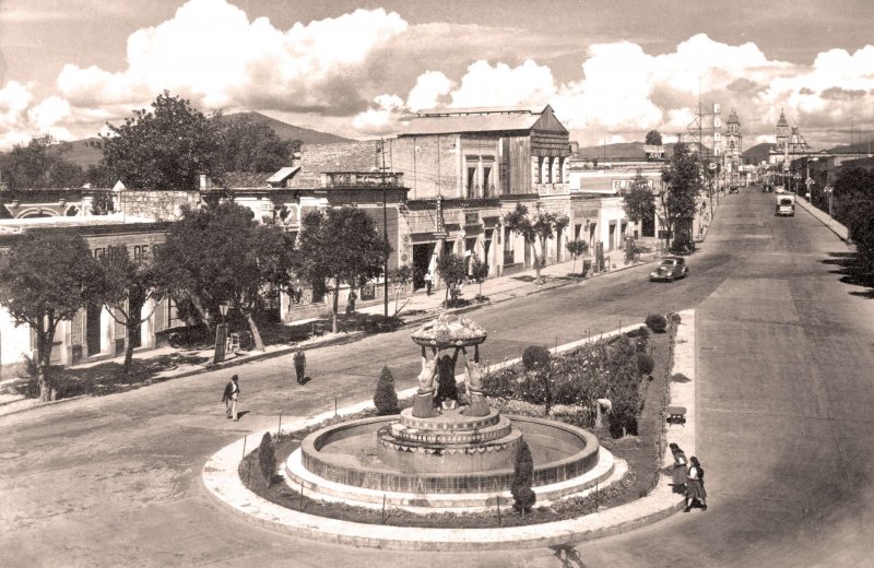Morelia, Fuente Tarasca, 1955