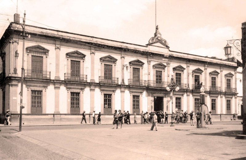Morelia, Colegio de San Nicolás