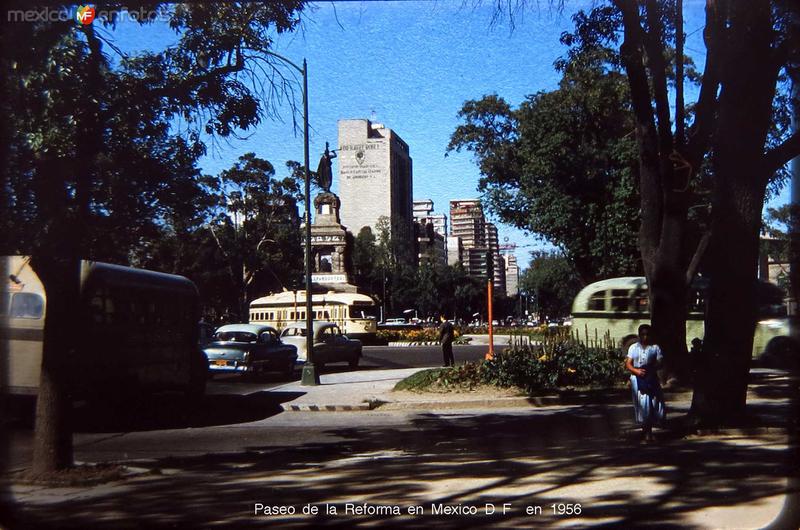 Paseo de la Reforma en Mexico D F en 1956