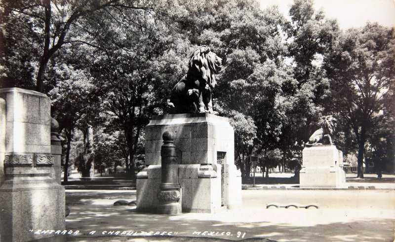 ENTRADA A CHAPULTEPEC