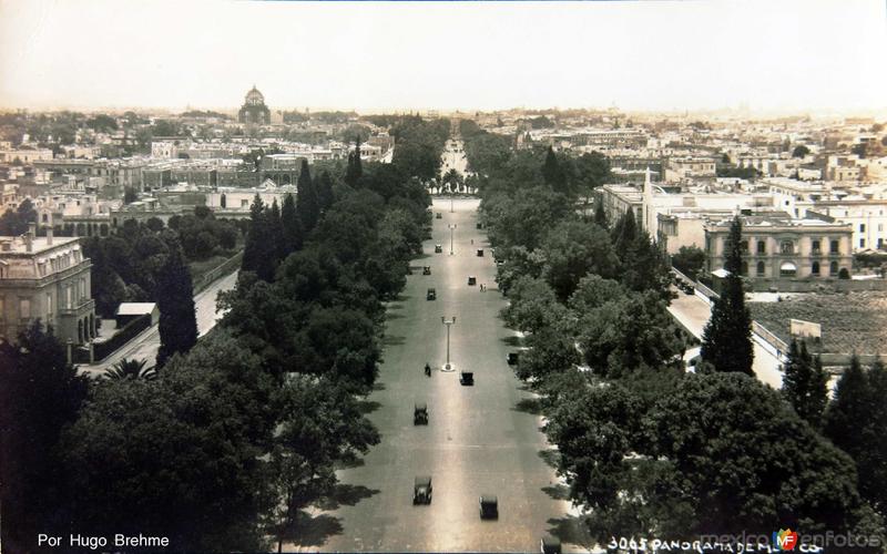 PANORAMA desde la columna de la Independencia Por Hugo Brehme