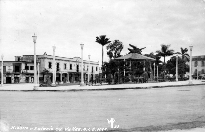 Kiosco y Palacio Municipal de Ciudad Valles