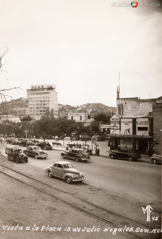 Vista a la Plaza 13 de Julio